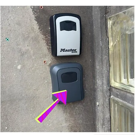 Le Port Et La 2 Personnes